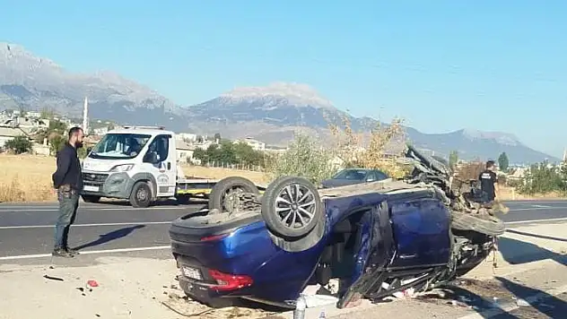 Konya'da feci kaza: 1'i çocuk 3 kişi yaralandı!