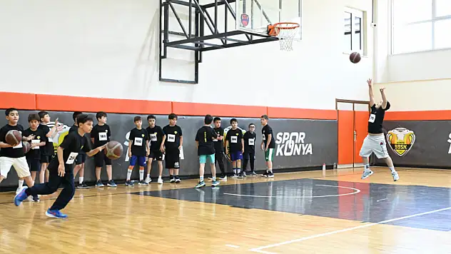 Konya'da geleceğin basketbolcuları sarı-siyah forma için mücadele etti