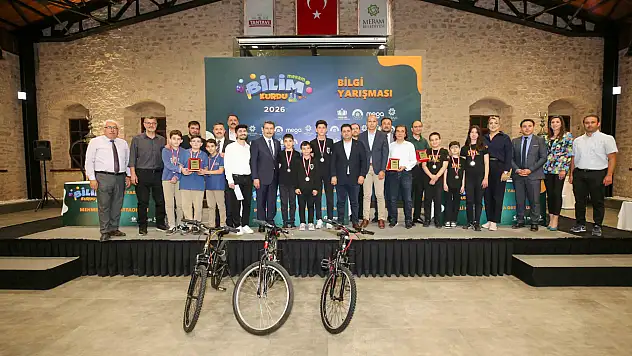 Konya'da geleceğin bilim tutkunları bilgi için yarıştı