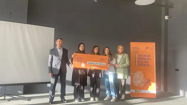 Konya'da gençler yenilikçi projeleriyle jüri karşısına çıktı