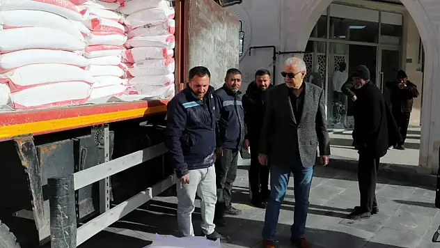 Konya'da gönüllere dokunan destek: 500 aile unutulmadı