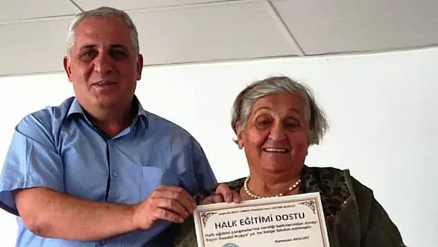 Konya'da halk eğitiminin güçlü destekçisi ödüllendirildi