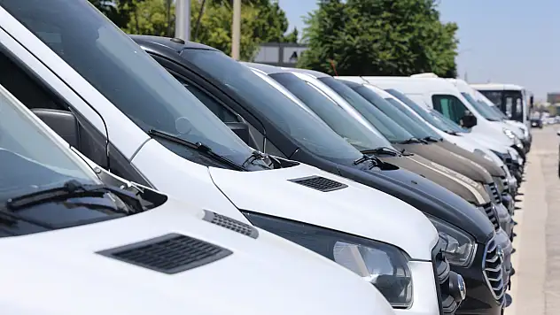 Konya'da ikinci el araç satışlarında son durum: 'Hiç kimse rakamın düşeceğini beklemesin'