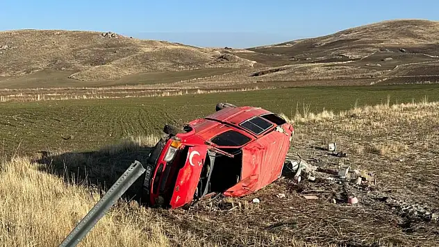 Konya'da işçi minibüsü şarampole devrildi: 6 yaralı