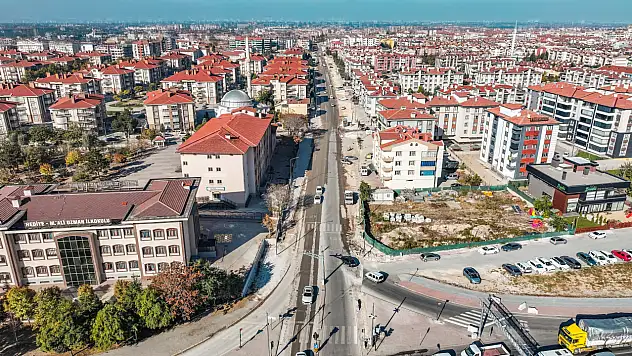 Konya'nın işlek caddesi yenileniyor! Başkan Kılca açıkladı...