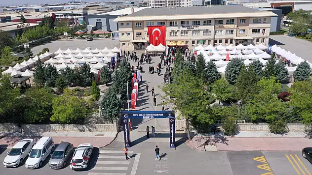 Konya'da istihdamın kapıları açılıyor! 100 firma gençlerle aynı çatı altında buluşacak