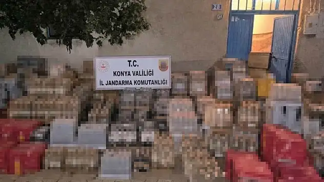 Konya'da jandarmanın takibinden kaçamadılar! Ele geçirilenler dikkat çekti
