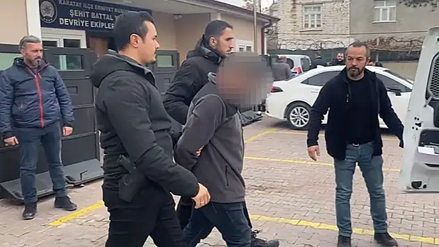Konya'da kadın kılığına giren firari, polisin takibinden kaçamadı