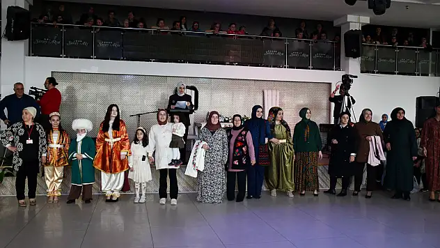 Konya'da kadınların emeği sahneye taşındı: Defile büyük ilgi gördü