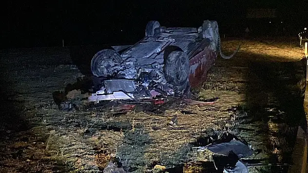 Konya'da kavşakta korkutan çarpışma: 1'i ağır, 4 kişi yaralı