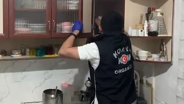 Konya'da 'Kıskaç' operasyonu: 244 ruhsatsız tabanca ele geçirildi