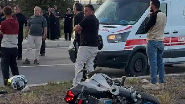 Konya'da korkutan kaza: Kadın motosiklet sürücüsü hayat mücadelesi veriyor