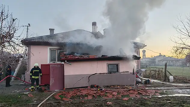 Konya'da korkutan yangın: Ekipler sevk edildi