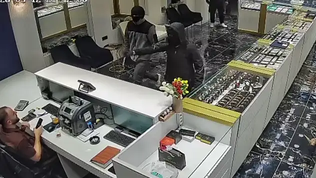 Konya'da kuyumcuyu soygununda yeninde gelişme: 3 şahıs yakalandı!