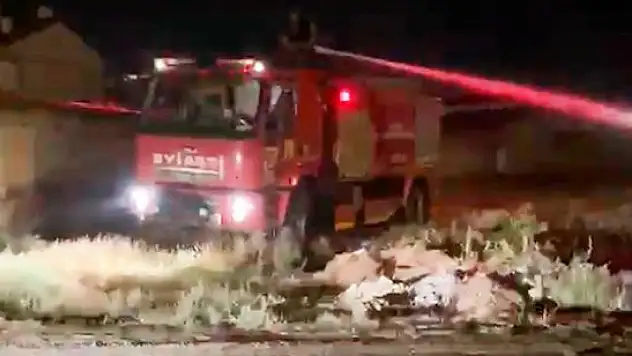 Konya'da mahalleliyi sokağa döken yangın!