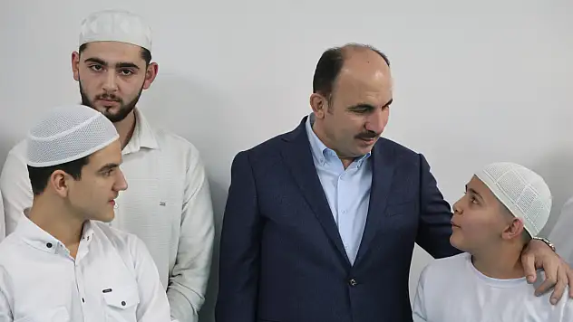 Konya'da manevi eğitime destek: Başkan Altay öğrencilerle buluştu