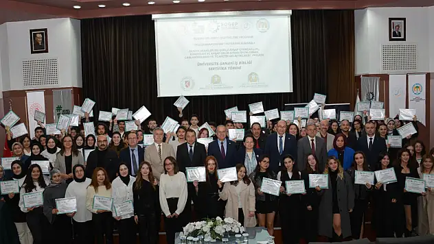 Konya'da mesleki eğitimde büyük hamle: 118 kursiyer mezun oldu