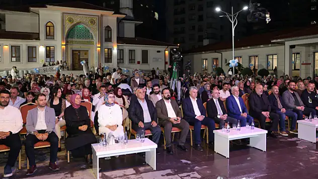 Konya'da minik öğrencilerin mezuniyet coşkusu