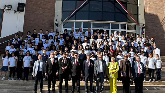 Konya'da minik yüreklerden kahraman gazilere büyük teşekkür