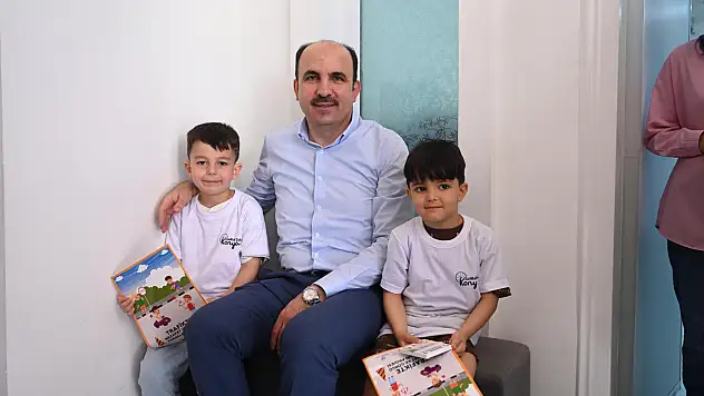 Konya'da minikler pedala bastı! Başkan Altay da yanlarındaydı