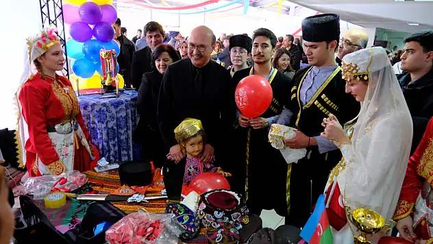 Konya'da müzik, tiyatro ve gençlik rüzgarı: 9 günlük şölen sona erdi