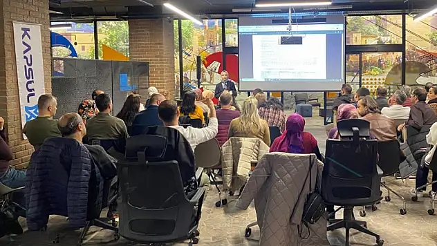 Konya'da öğretmenlere TEKNOFEST rapor yazma eğitimi başladı!