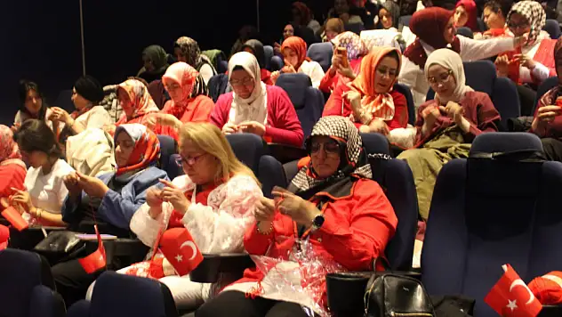 Konya'da örgü ve sinema aynı etkinlikte buluştu