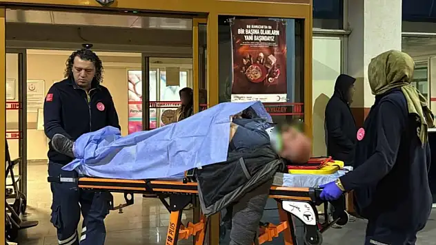 Konya'da otomobil bariyerlere çarptı: Çok sayıda yaralı var!