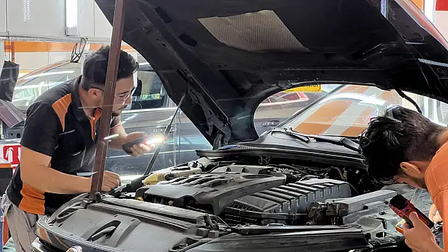 Konya'da otomobil skandalı: '2 parça değişen' diye gösterilen araç tam bir toplama çıktı