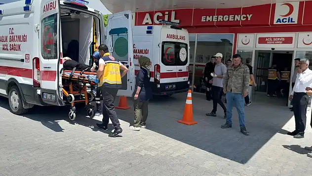 Konya'da otomobil takla attı: Aynı aileden 4 kişi hastaneye kaldırıldı