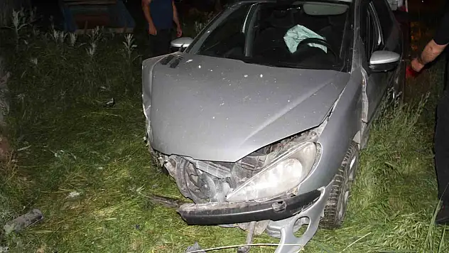 Konya'da otomobille elektrikli golf aracının çarpıştı: 3 kişi yaralandı