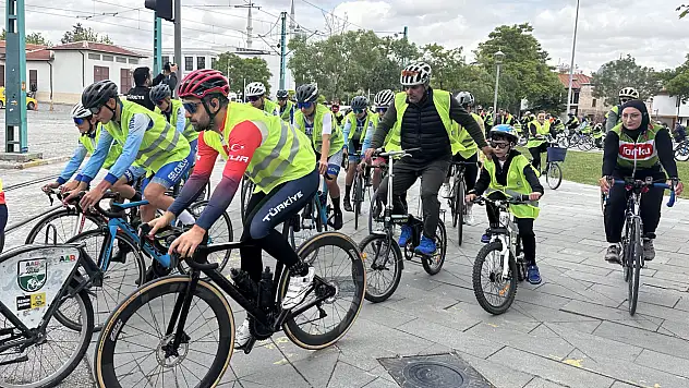 Konya'da pedallar sağlıklı yaşam için döndü