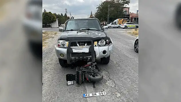 Konya'da pikap ile motosiklet çarpıştı: 1 yaralı