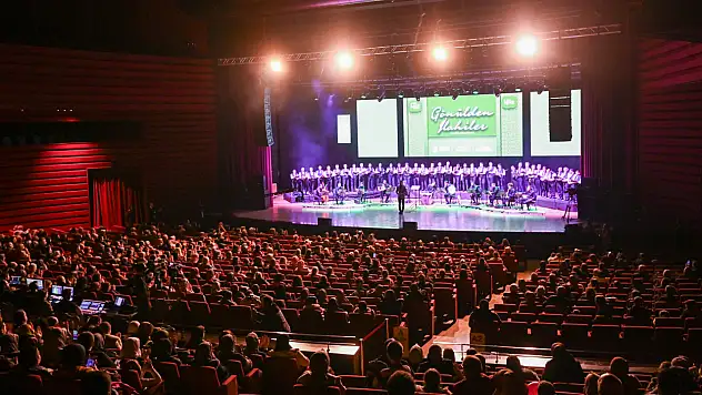 Konya'da Ramazan coşkusu konserle taçlandı: Vatandaşlar akın etti