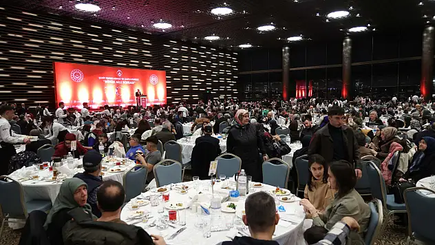 Konya'da Ramazan'ın en anlamlı sofrası kuruldu