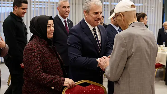 Konya'da Ramazan ruhu: Vali Akın kıymetli çınarlarla iftarda buluştu