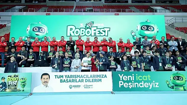 Konya'da robotlar yarıştı, gençler kazandı: ROBOFEST'te büyük final
