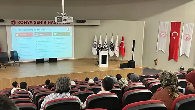 Konya'da sağlık çalışanlarına yönelik afet ve psikososyal destek semineri düzenlendi