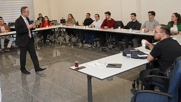 Konya'da sanayi dijitalleşiyor! MEVKA'dan yapay zeka hamlesi