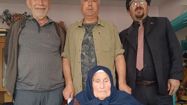 Konya'da şehit annesine duygulandıran hediye!