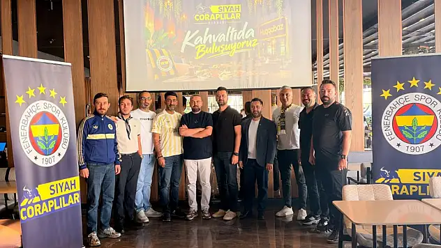 Konya'da Siyah Çoraplılar buluşması