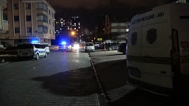 Konya'da sokak ortasında silahlı saldırı! Husumet kanlı bitti