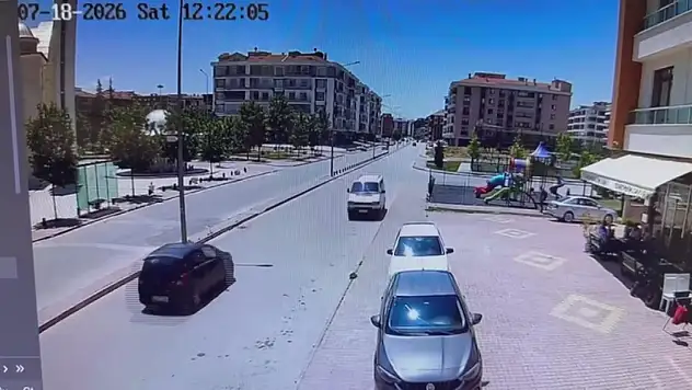 Konya'da sorumsuz sürücü trafiği tehlikeye soktu!