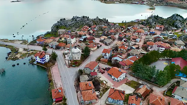 Konya'da su alarmı! Pınarbaşı denize döndü