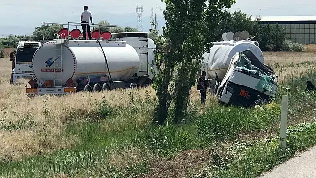 Konya'da tanker kazası: Sürücü yaralandı!