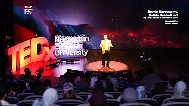 Konya'da TEDx rüzgarı: Hayatlara dokunan konuşmalar sahnede