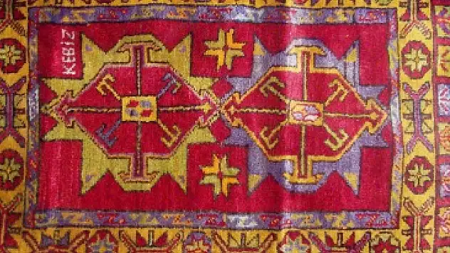 Konya'da tezgahta başlayan sessiz yolculuk: Her detay farklı bir anlam!