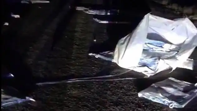 Konya'da TIR'dan yola saçılan çuvallar trafiği tehlikeye soktu