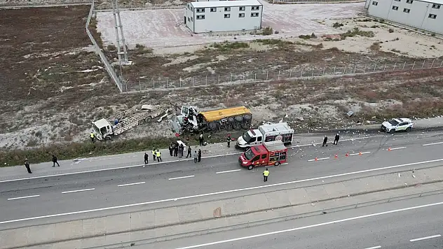 Konya'da TIR demir yüklü kamyona çarptı! Süleyman Bayrak hayatını kaybetti