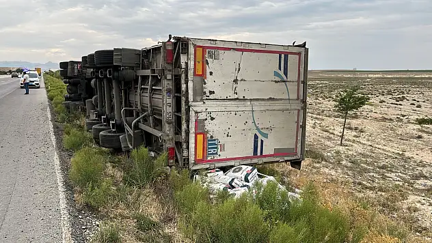 Konya'da tır kazası: Bir kişi yaralandı!